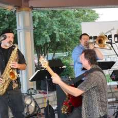 Rockin' with the horns