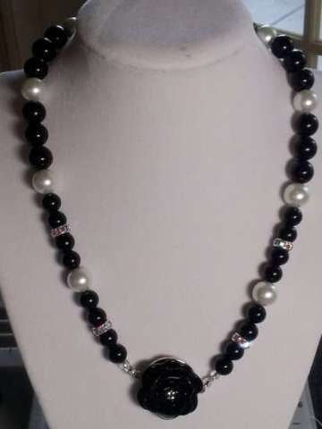 Black & White Glass Pearl Necklace with Swarowski Pendant