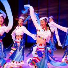 Chinese dancers at Soka's International Festival