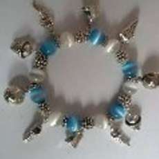 Carolina Tarheels Color w/Basketball Charms