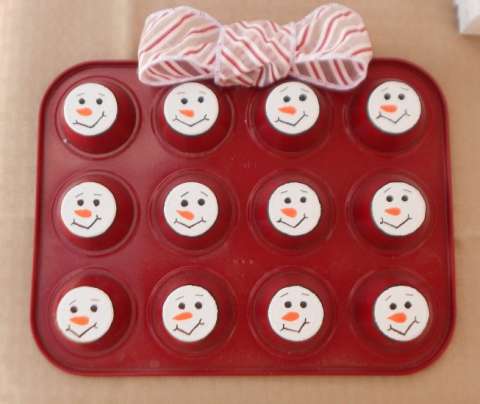 Snowmen Muffin Tin