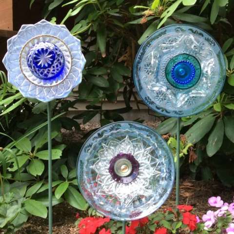 Love these garden glass flowers for the sunny weather!