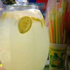 Actual LemonadeFace Eyes Appear on Lemons at Fair