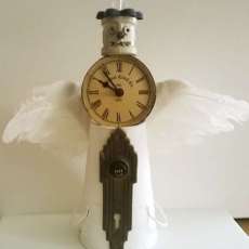 Clock Angel
