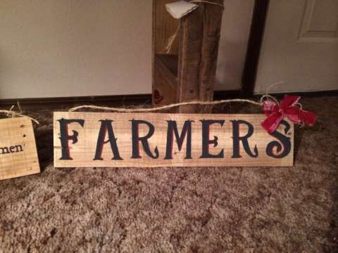 Farmers sign