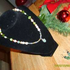 Natural agate pendant with Swarovski crystal accents