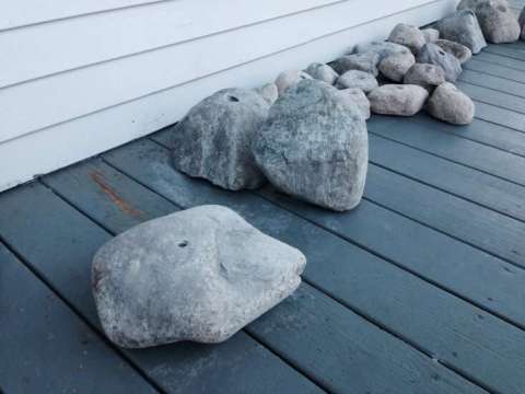 Fountain stones