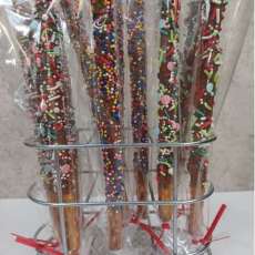 Chocolate Dipped Pretzel Rods