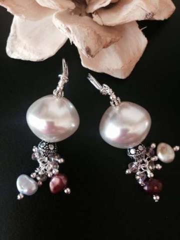 Fresh Water Pearl Dangling Earrings