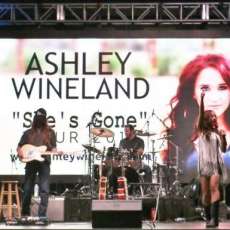 Ashley Wineland / Shes' Gone Tour