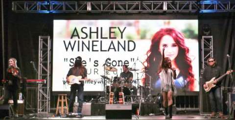 Ashley Wineland / Shes' Gone Tour