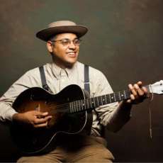 Dom Flemons
