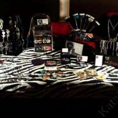 Guitar Pick Jewelry vending by Kat's Pick Jewelry