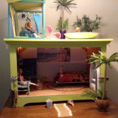 Barbie's House Hunters International - Key West house