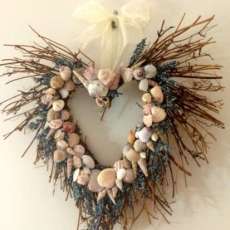 Heart-shaped Shell Wreath