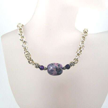 Purple Lace - chainmaille necklace