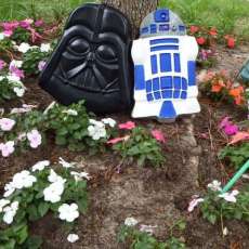 Cement Star Wars yard art