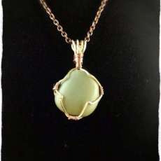 Olivine pendant