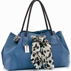 Pretty is as Pretty Does Handbag