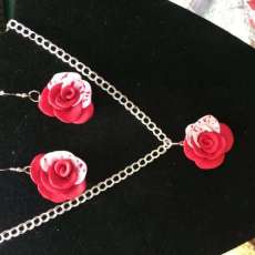 Painting the Roses Red set