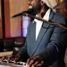 Join the Revolution !