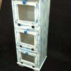 disressed vintage potsto bin