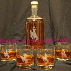 UW Whiskey Set
