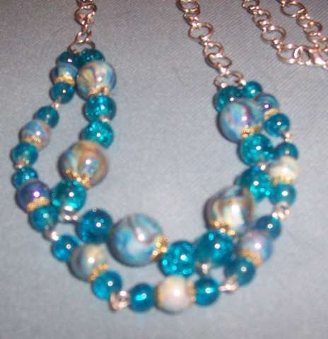 Here Pretty Mix Blue Necklace