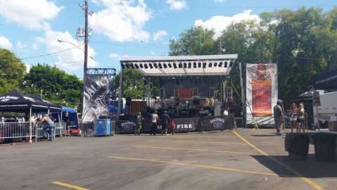 Guitar-B-Que Stage Setup