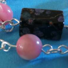 Asian Style Jewelry. Necklace and Bracelet