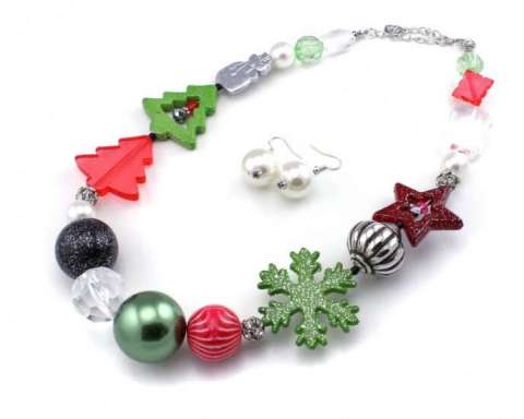 Fne2598 $11.00 Set. Christmas Necklace and Earring Set.