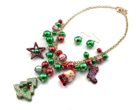 Fne4255 $11.00 Set. Christmas Necklace and Earring Set. Available Oct 11th