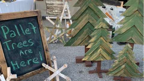 Maryville Farmers' Market Holly Day Market