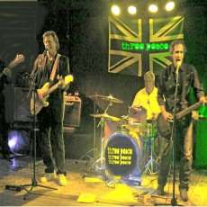 Three Peace Live!