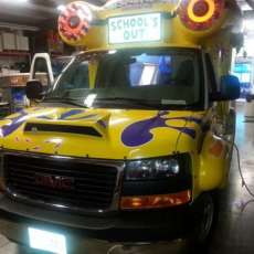 Snowie Bus Gets Ready