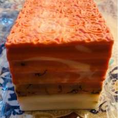 This Round So He's Real Rose Petals in It