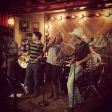 Lorettas' With Annie Brobst