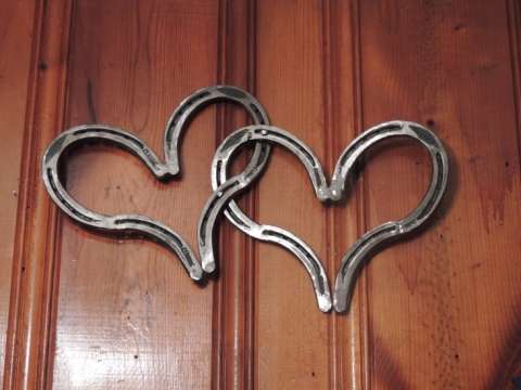 Linked Horseshoe Hearts