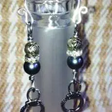 Gray Pearl and Handcuff Earrings
