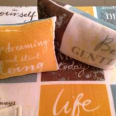 Iinspirational Sentiments Throw Blanket and Pillow Set