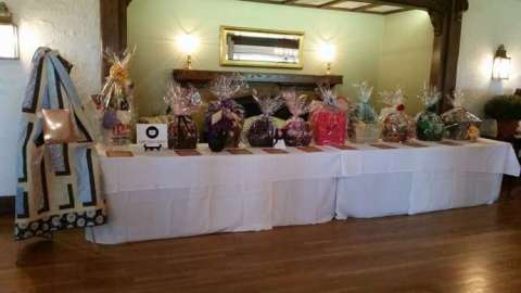 Line Up of Auction Baskets For Autumn Leaves