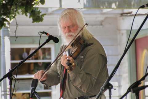 Fiddlin' Al McCanless