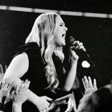 Shelby B&W the Voice