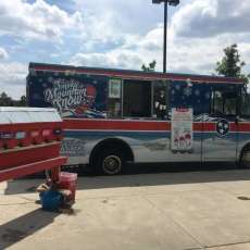 Full Size Truck With Mobile Flavor Station