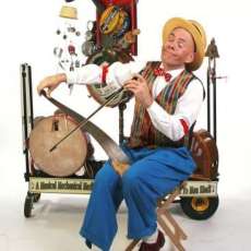 Musical Saw & One Man Junk Band