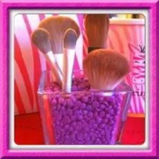 Make Up Brush Holder