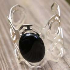 Onyx Geometric Cuff