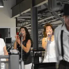 Timeless Entertaining in Cuyahoga Falls OH