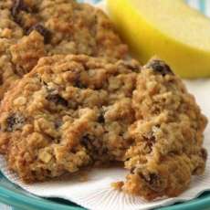 Apple Oatmeal Raisin Cookies