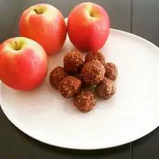 Apple Date Power Bites